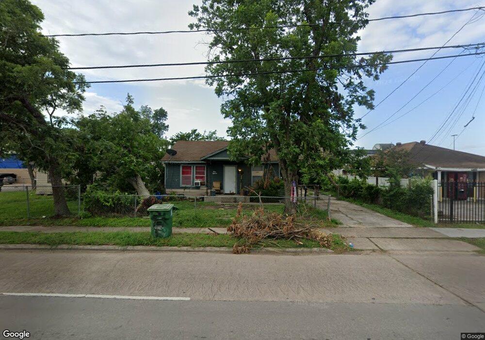 318 Patton St, Houston, TX 77009 - photo 1