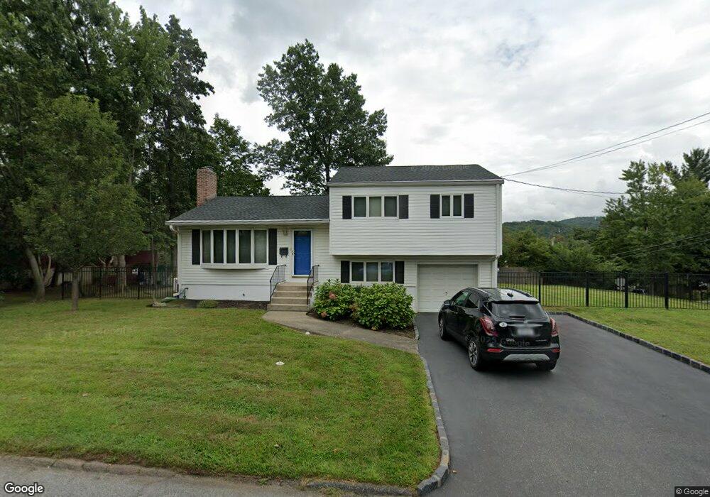 4 Yale Terrace, Blauvelt, NY 10913 - photo 1