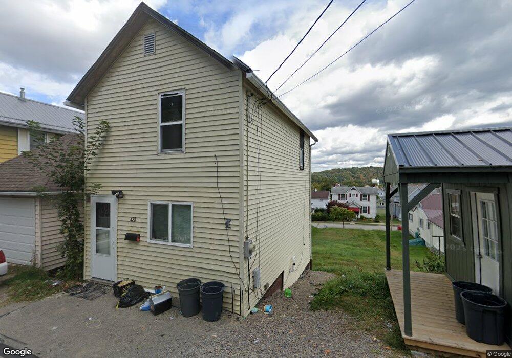 423 Emerson St unit 425, Vandergrift, PA 15690 - photo 1