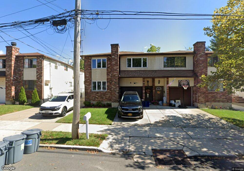 81 Notre Dame Ave, Staten Island, NY 10308 - photo 1