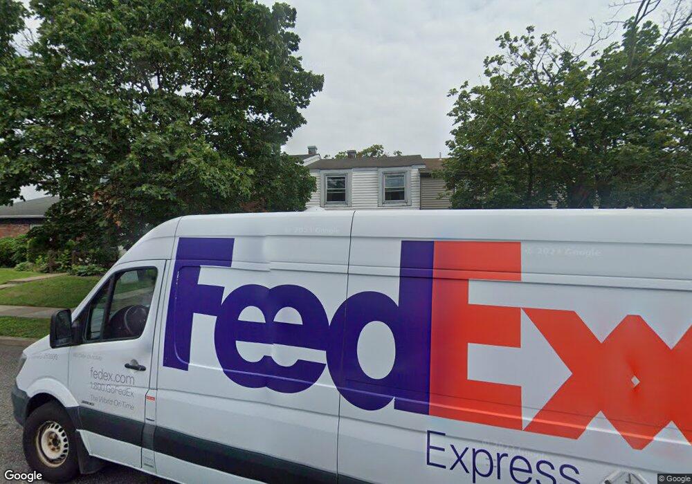 4 Farragut Ct, Willingboro, NJ 08046 - photo 1