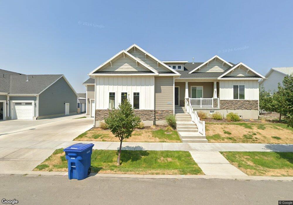 620 W 50 N unit 12, Hyrum, UT 84319 - photo 1