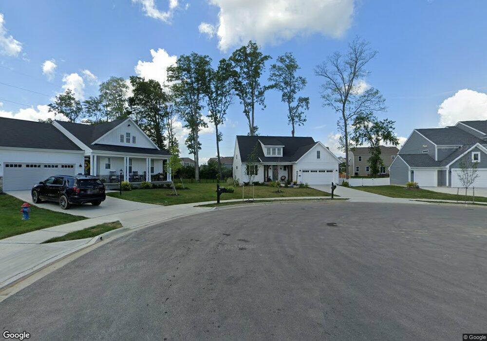 1551 Woodline Ct, Marysville, OH 43040 - photo 1