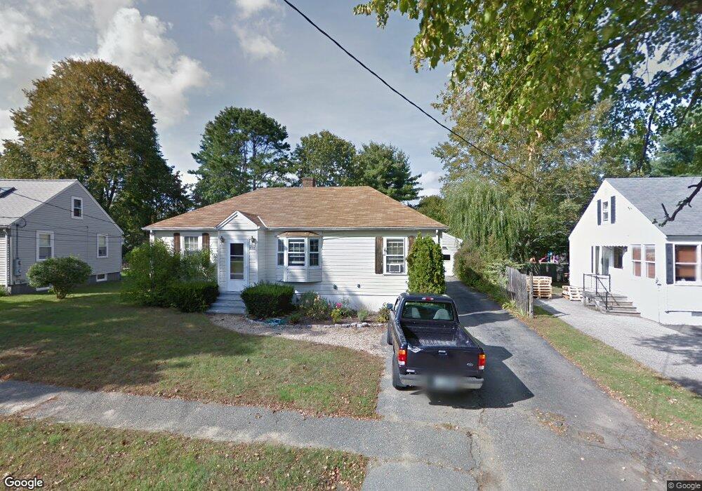 617 Colonial Dr, Portsmouth, NH 03801 - photo 1