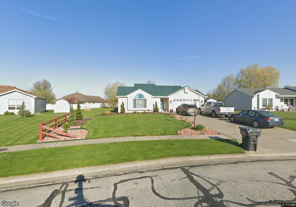 837 Thresher Run, Churubusco, IN 46723 - photo 1