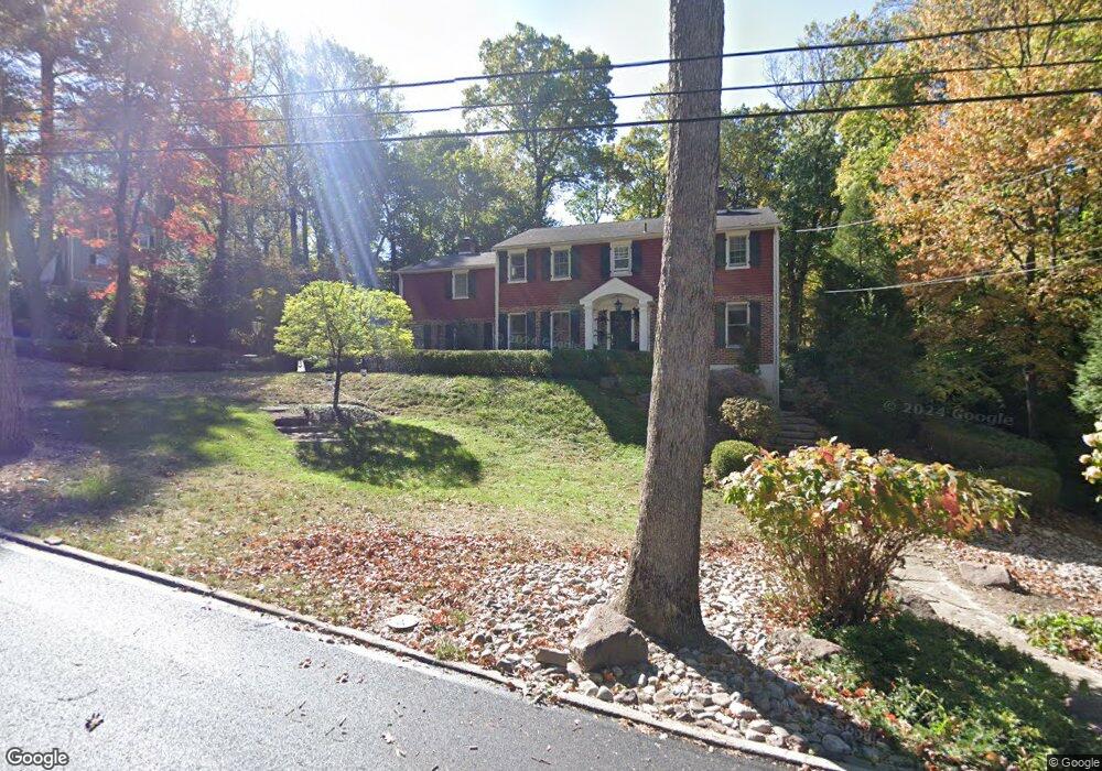 584 Tanglewood Ln, Devon, PA 19333 - photo 1