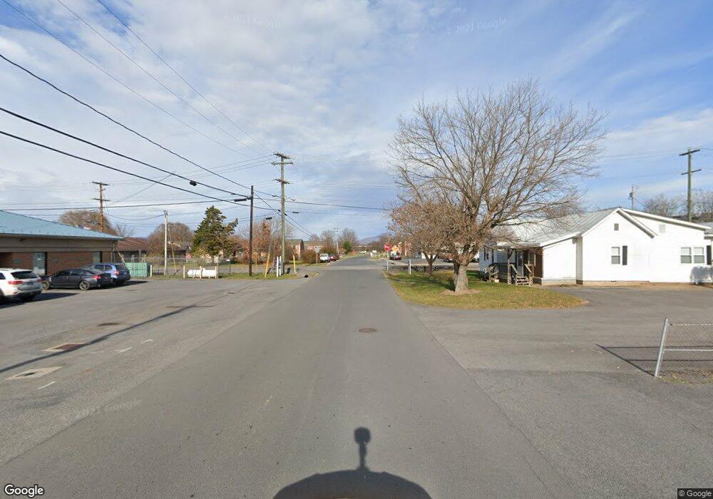 Lee Street Apartments, Moorefield, WV 26836 - photo 1