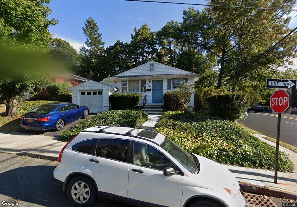 158 Beverly Ave, Staten Island, NY 10301 - photo 1