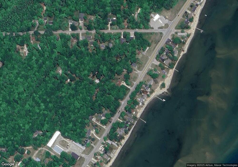 5697 E Oak St, Au Gres, MI 48703 - photo 1