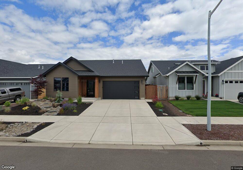 1521 Santiam Ave, Eugene, OR 97408 - photo 1