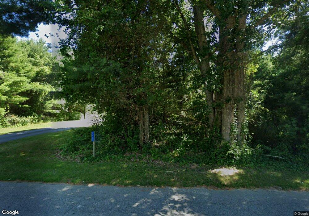 132 Clapp Rd, Rochester, MA 02770 - photo 1