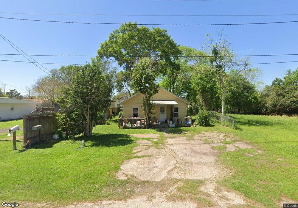 1708 Avenue G, Bay City, TX 77414 - photo 1