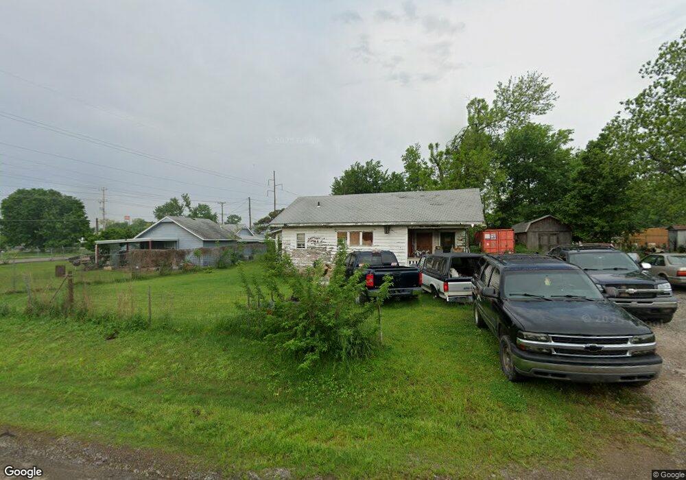 5640 S 45th West Ave, Tulsa, OK 74107 - photo 1