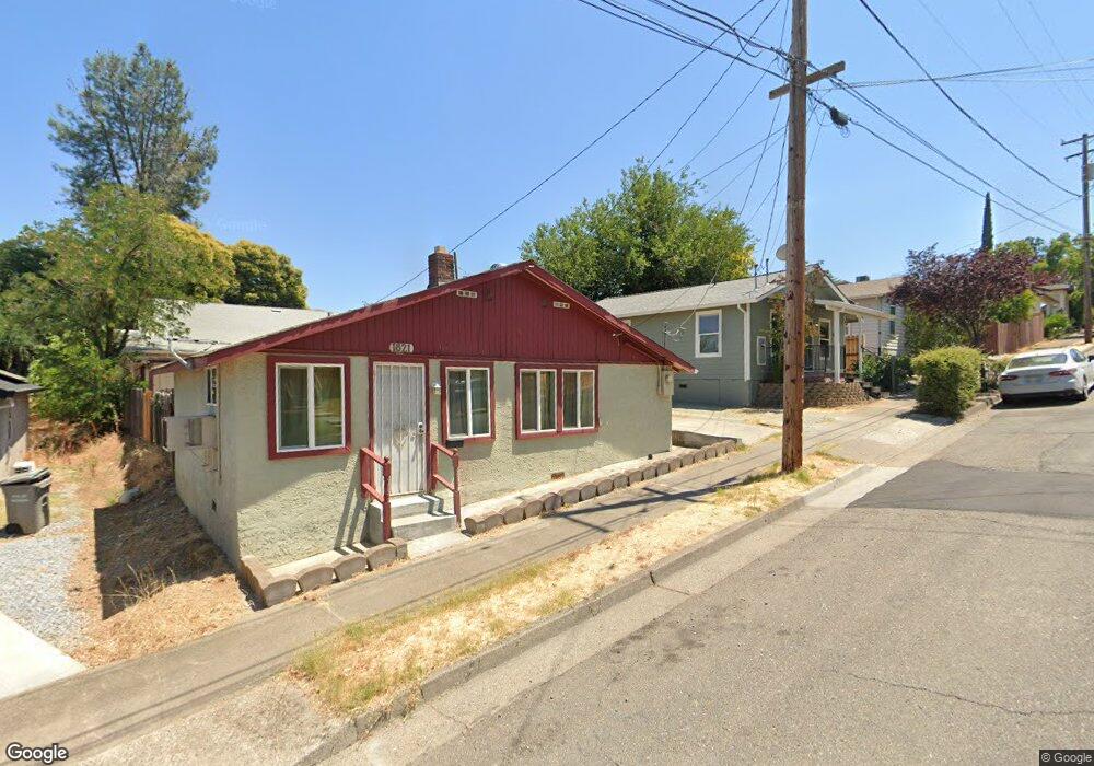 1821 Willis St unit 1, Redding, CA 96001 - photo 1