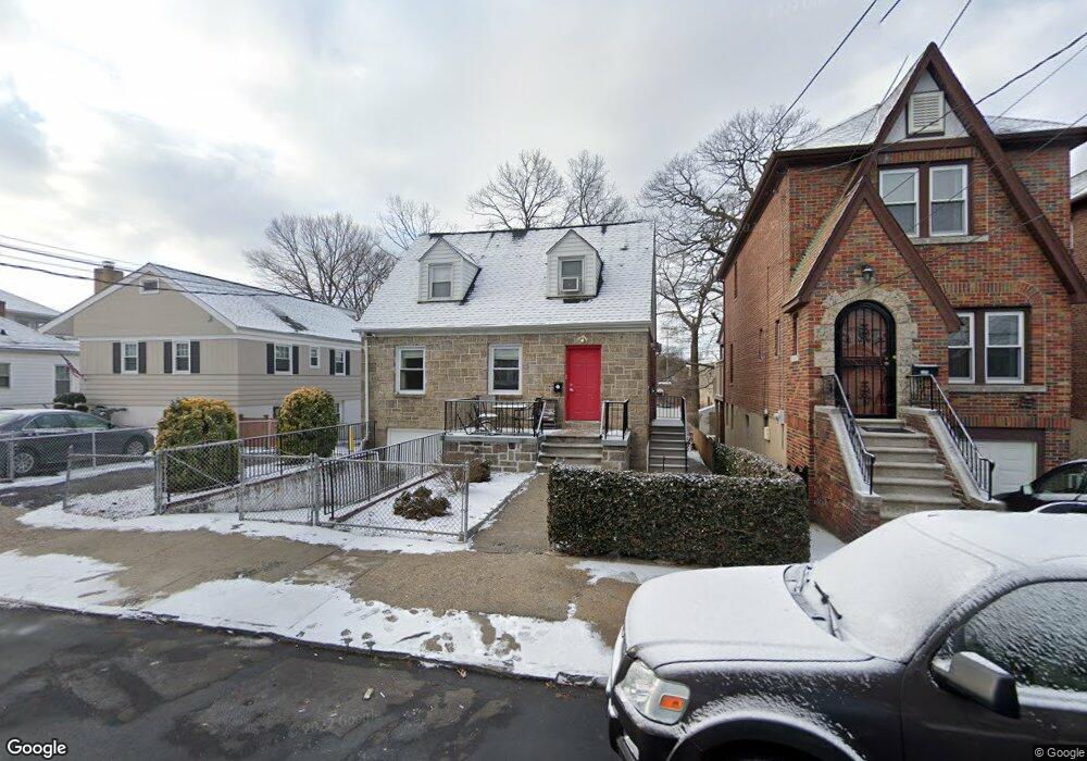 127 King Ave unit 2, Yonkers, NY 10704 - photo 1
