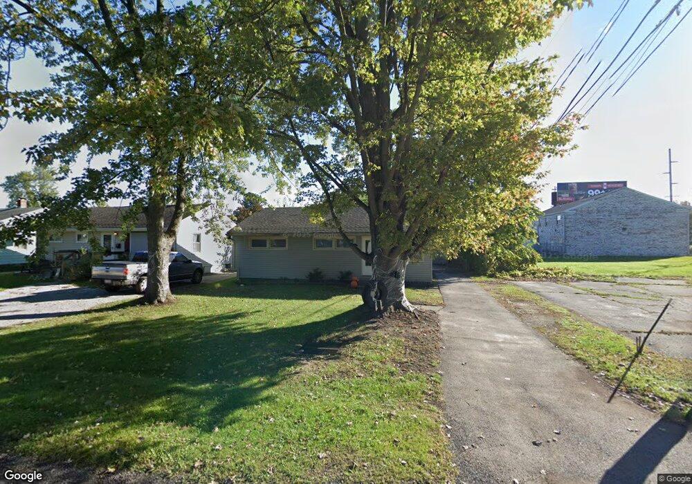 5016 Trimble Rd, Toledo, OH 43613 - photo 1