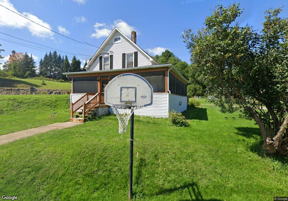 31 Pond St, Newport, VT 05855 - photo 1