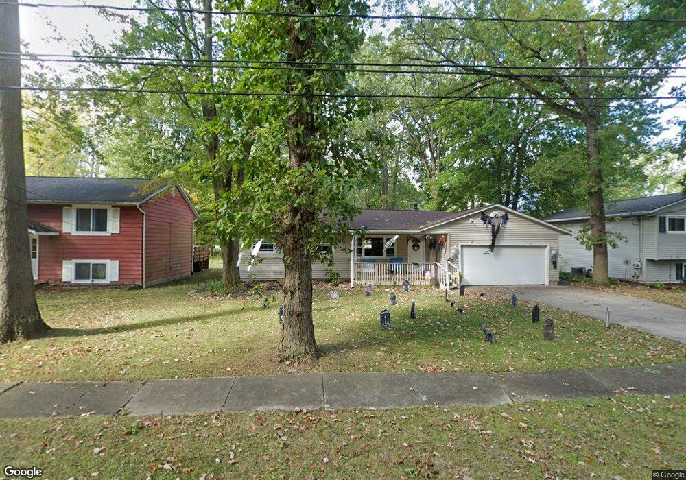 876 Hollywood Ave, Sheffield Lake, OH 44054 - photo 1