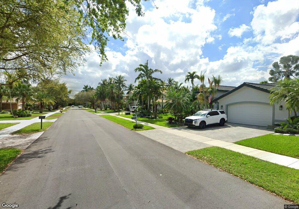 1663 SW 103rd Ln, Davie, FL 33324 - photo 1