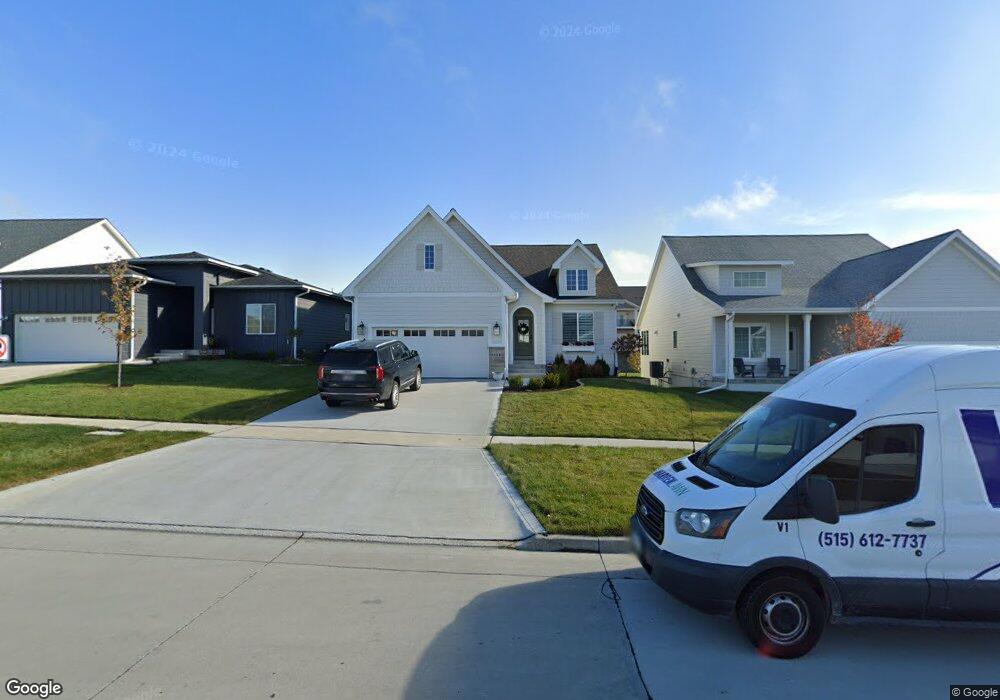 334 S 91st St, West Des Moines, IA 50266 - photo 1