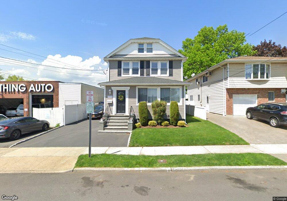 970 Washington St, Franklin Square, NY 11010 - photo 1