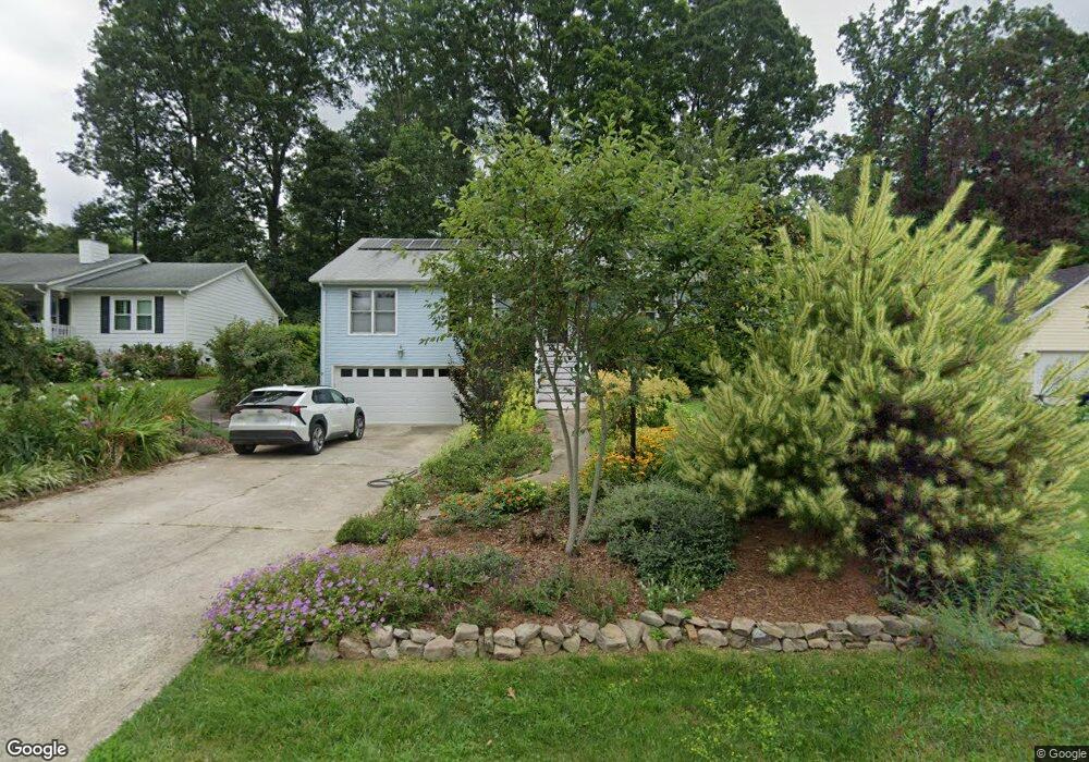 63 Forest Lake Dr, Asheville, NC 28803 - photo 1