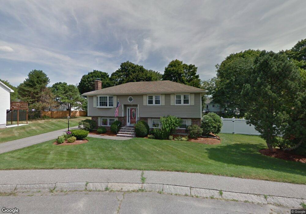 31 Brae Cir, Woburn, MA 01801 - photo 1