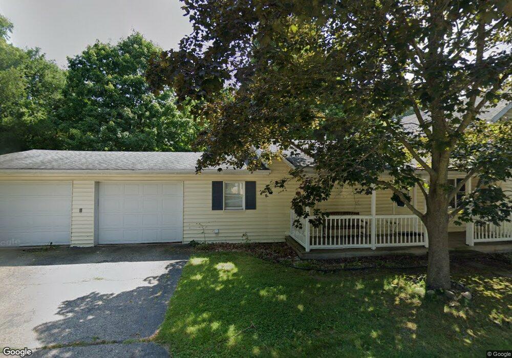 602 Forest St, Marshall, MI 49068 - photo 1