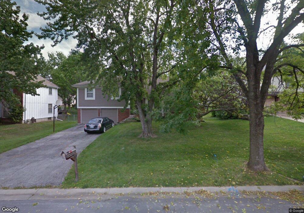 8013 Noland Rd, Lenexa, KS 66215 - photo 1