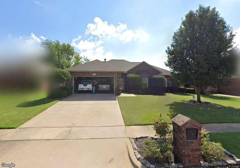 1121 S 35th St, Broken Arrow, OK 74014 - photo 1