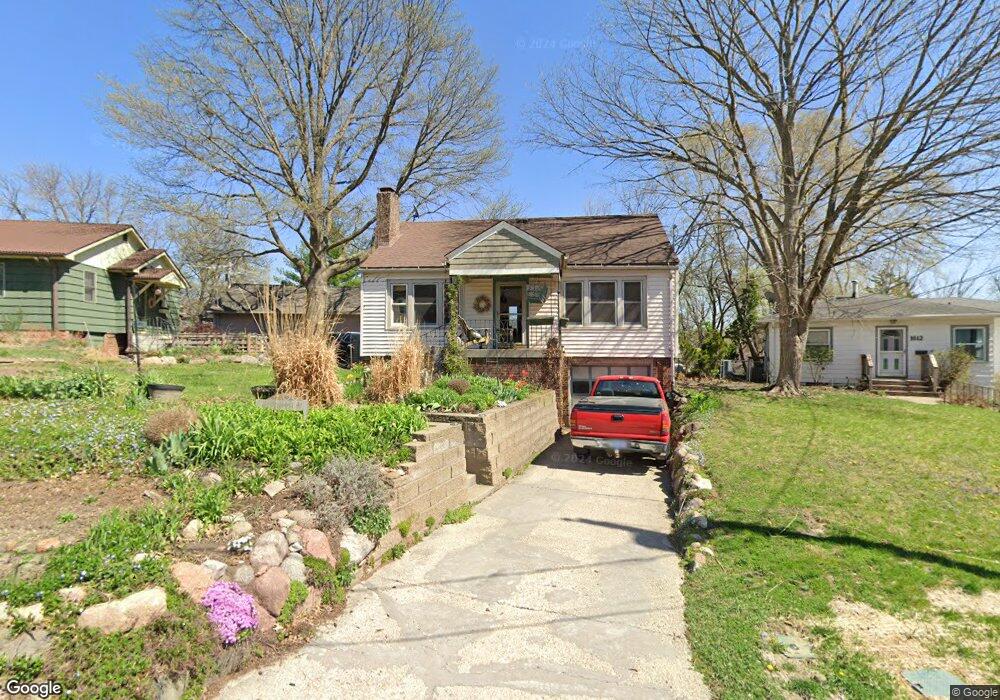 1608 Northwest Dr, Des Moines, IA 50310 - photo 1