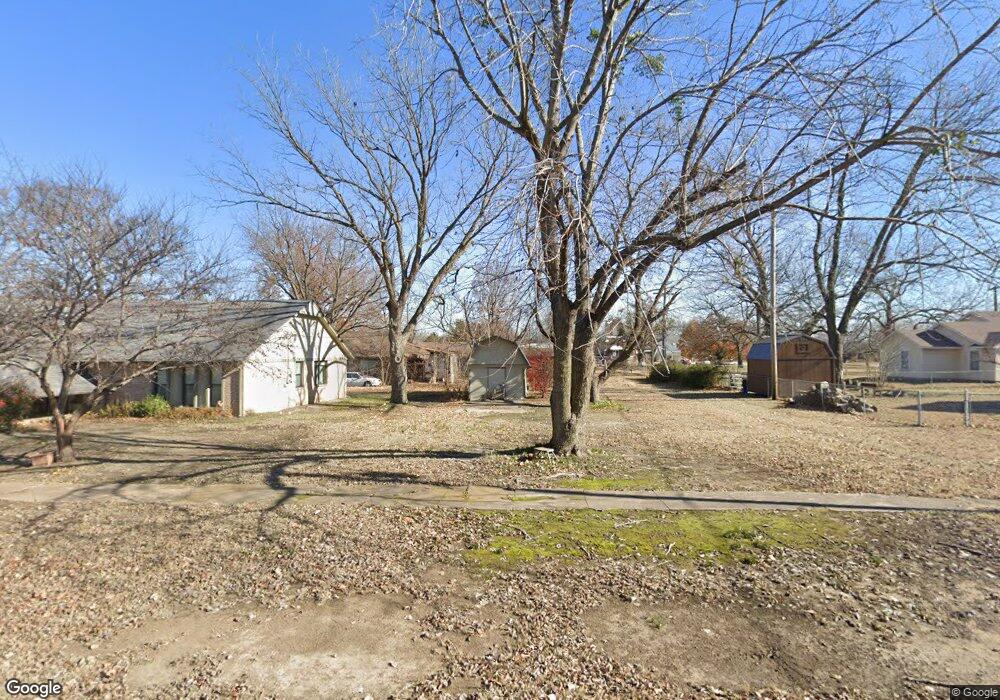 301 N Osage St, Beggs, OK 74421 - photo 1