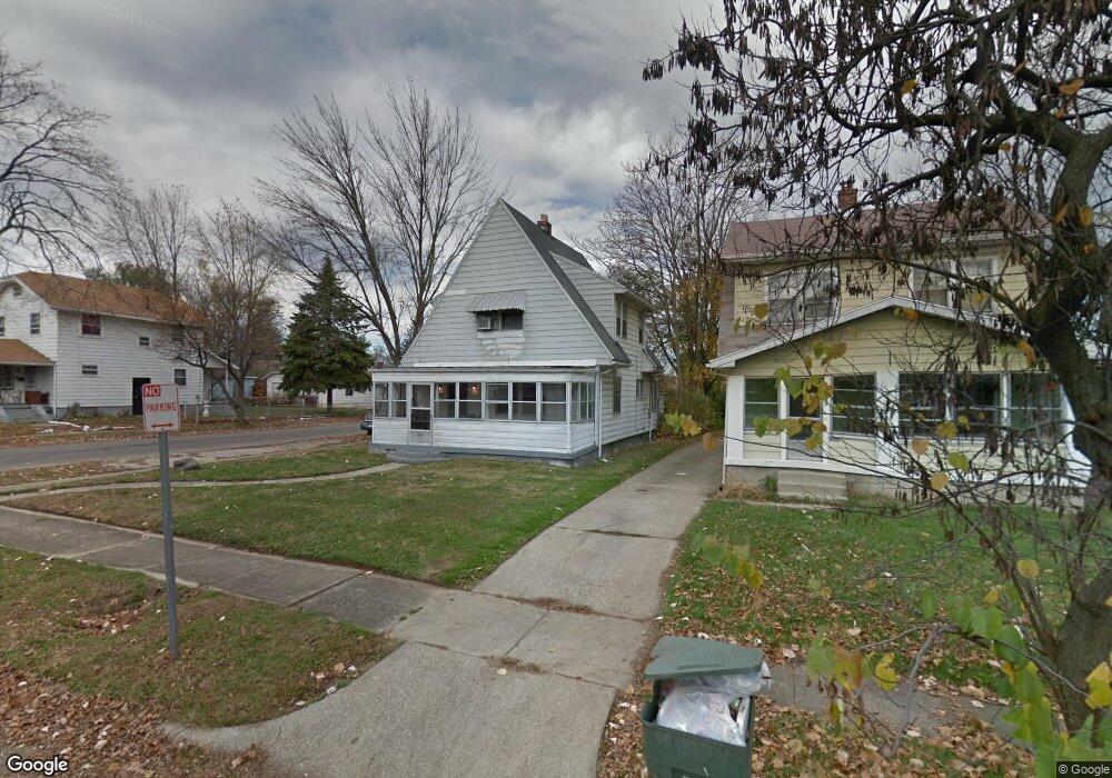 401 Knecht Dr, Dayton, OH 45405 - photo 1