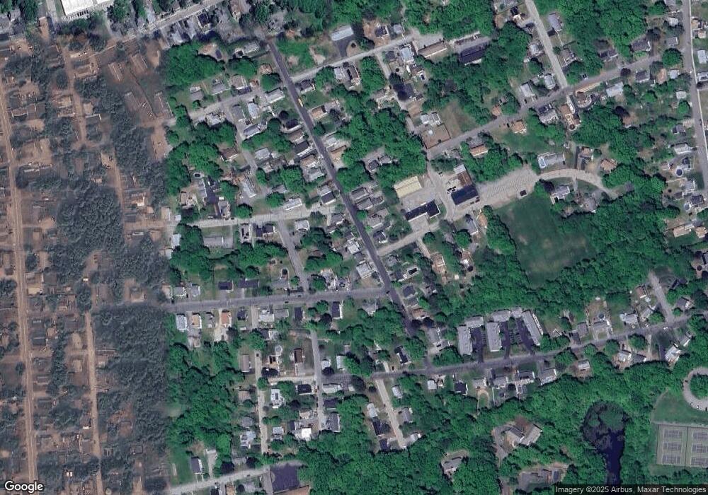 82 Myrtle Ave, Webster, MA 01570 - photo 1