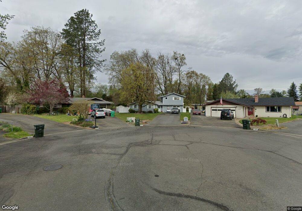 1112 Omaha Dr, Grants Pass, OR 97527 - photo 1