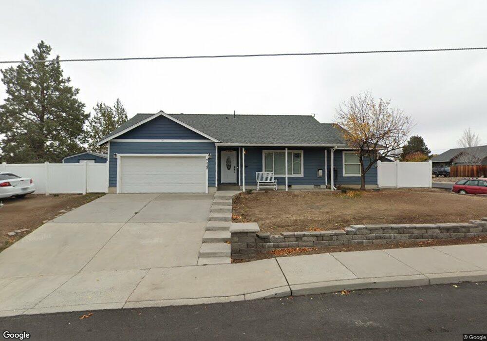 2220 SW Obsidian Ave, Redmond, OR 97756 - photo 1