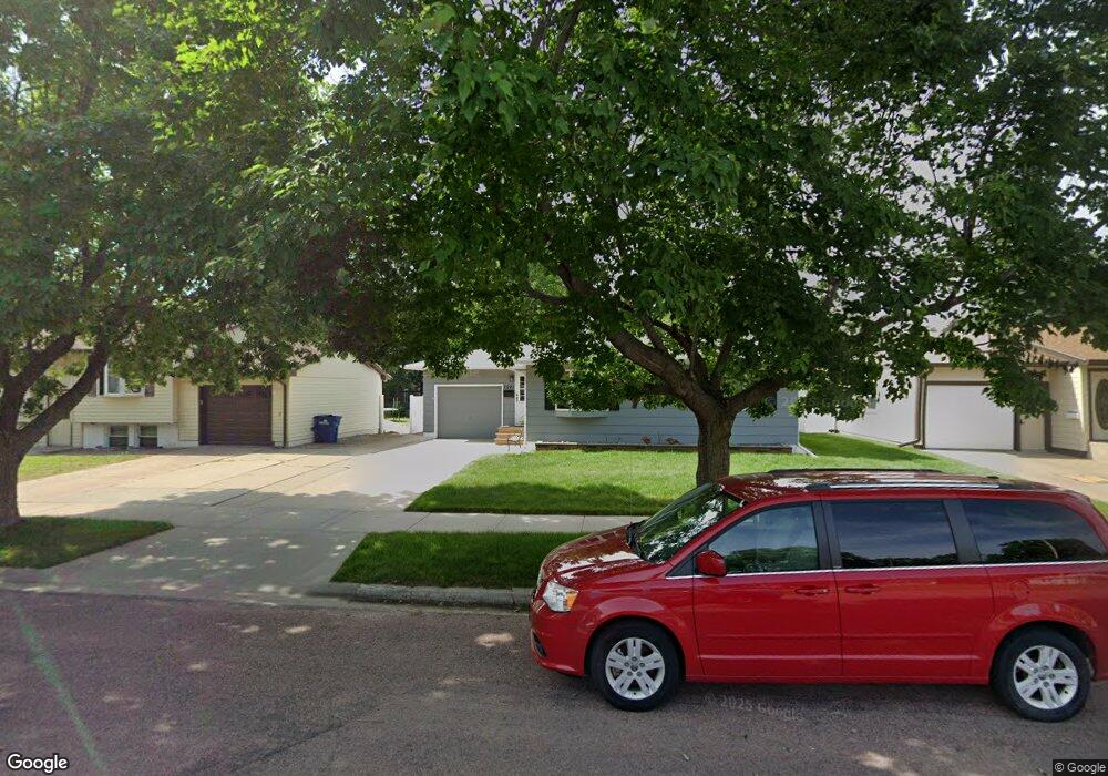 1501 E 5th Ave, Mitchell, SD 57301 - photo 1