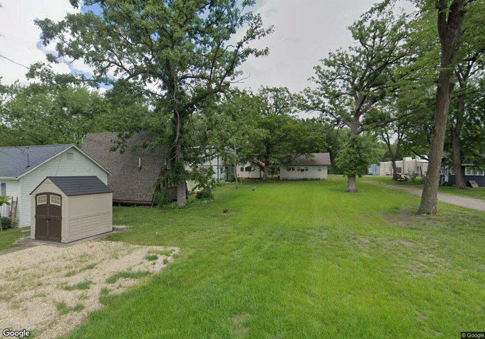 123 Chestnut St, Cedar Falls, IA 50613 - photo 1