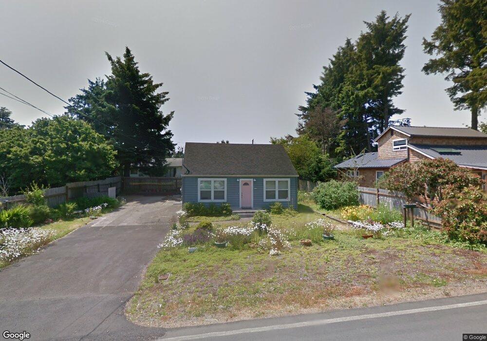 1122 SW 12th St, Lincoln City, OR 97367 - photo 1