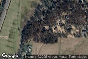 155 Boxwood Dr, Livermore, KY 42352