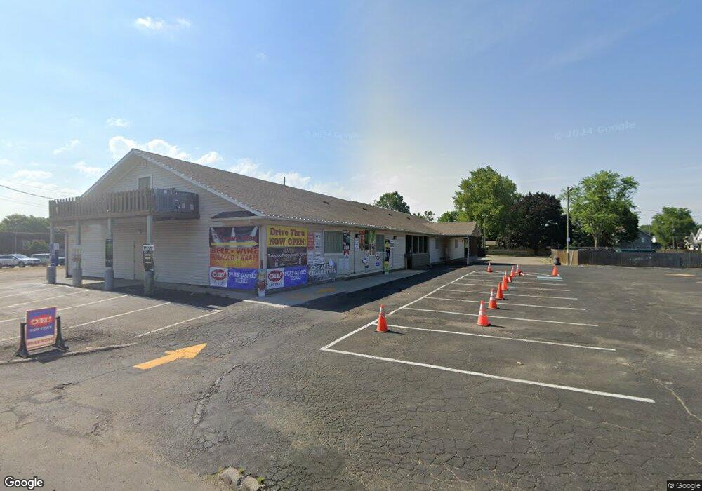 1836 Maple Ave NE, Canton, OH 44705 - photo 1