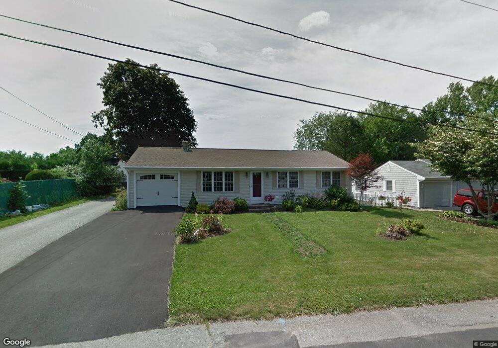 17 Randall St, Greenville, RI 02828 - photo 1