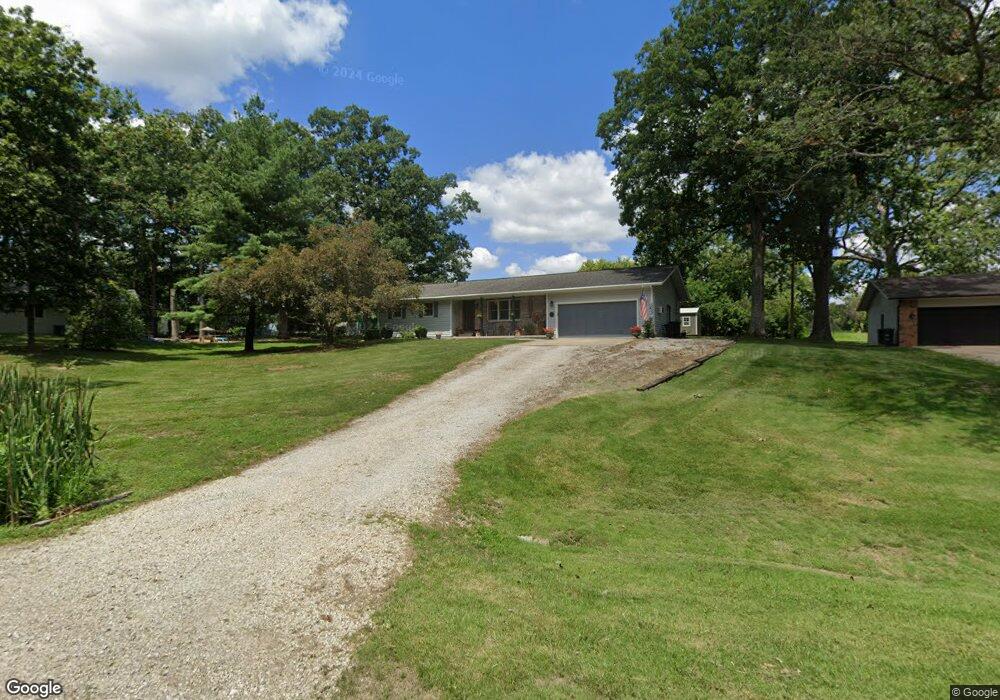 10088 E South Timberlake Ave, Effingham, IL 62401 - photo 1