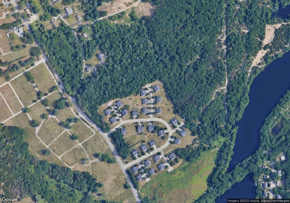 60 Fox Run Rd, Blackstone, MA 01504 - photo 1