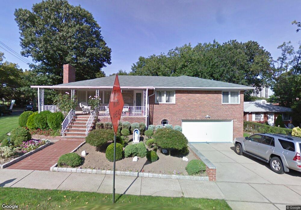 299 Forest Rd, Fort Lee, NJ 07024 - photo 1