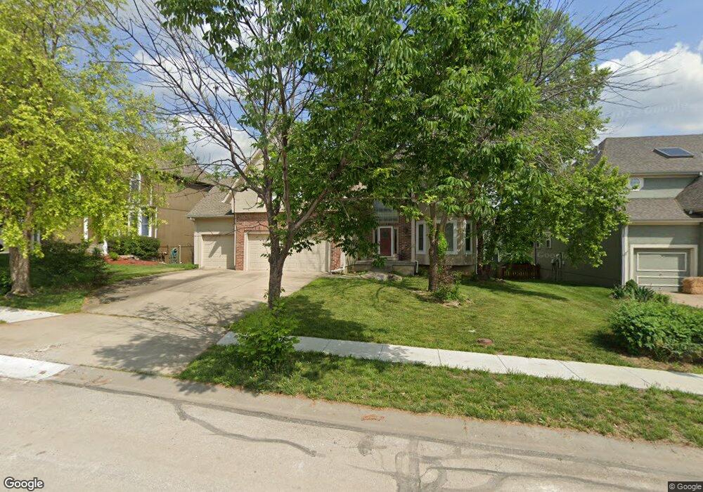 21612 W 99th St, Lenexa, KS 66220 - photo 1