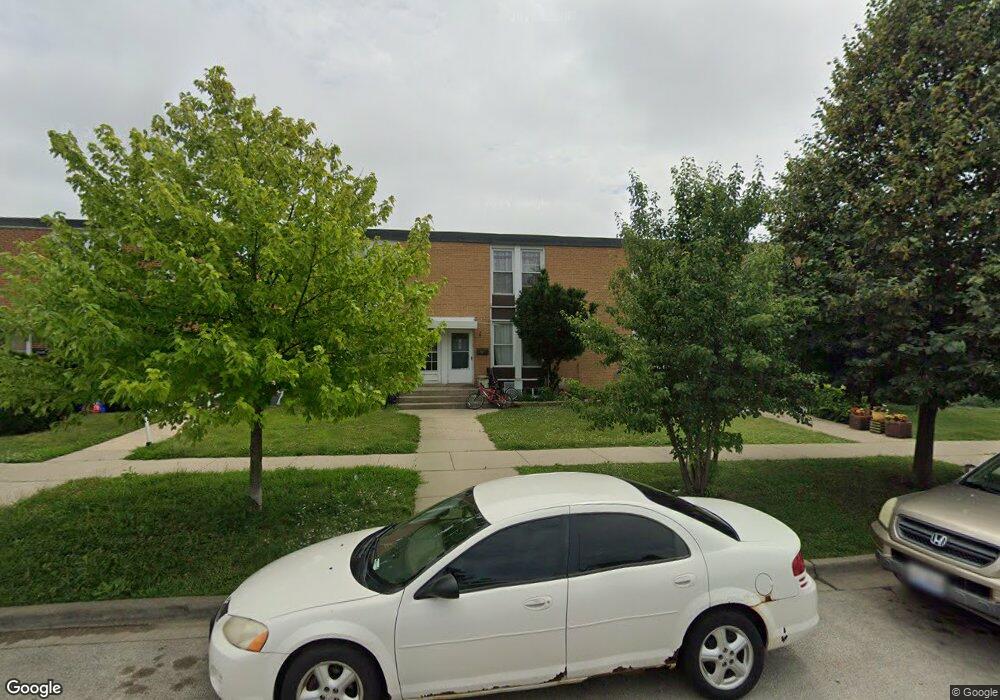 1881 Pine St, Des Plaines, IL 60018 - photo 1