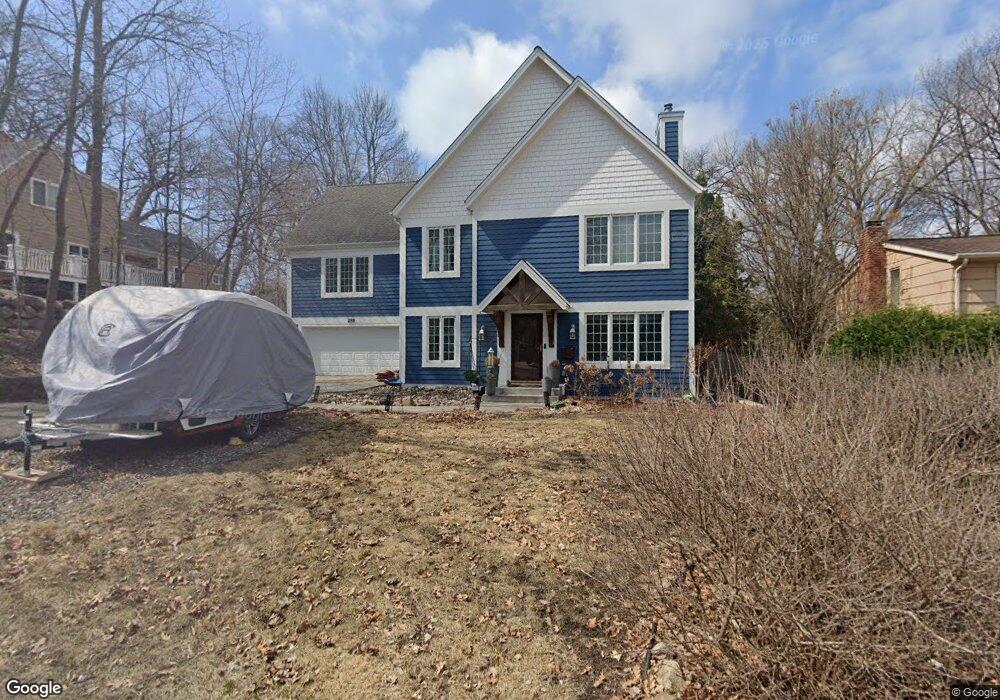 259 Benton Ave, Wayzata, MN 55391 - photo 1