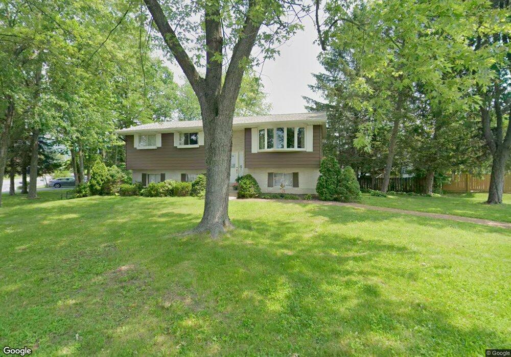 1168 Shadow Oaks Ln, Slatington, PA 18080 - photo 1