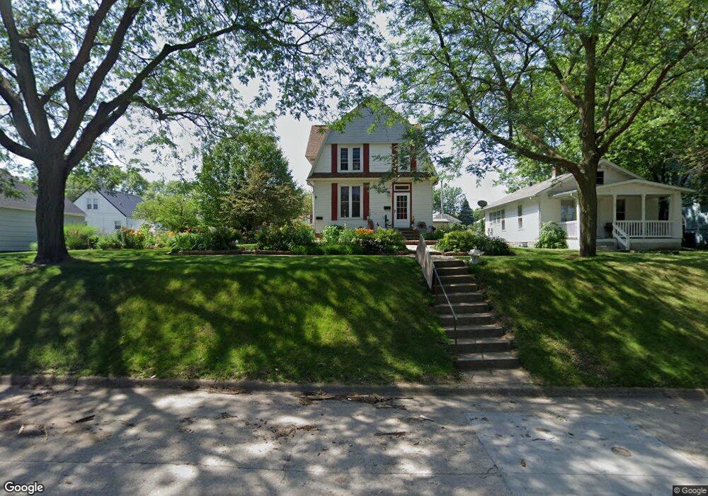 913 18th Ave SW, Cedar Rapids, IA 52404 - photo 1